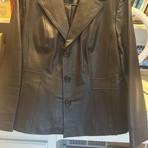 Chic Black Leather Blazer